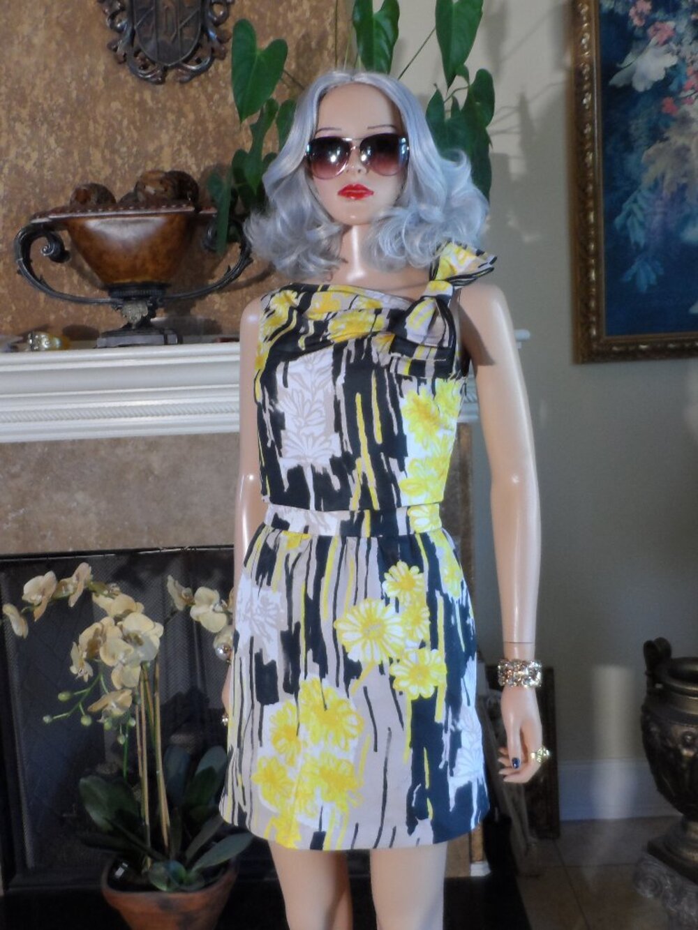 Red Valentino Yellow & Black Floral Top & Skirt Suit Set Size IT 42-40/US 6-4